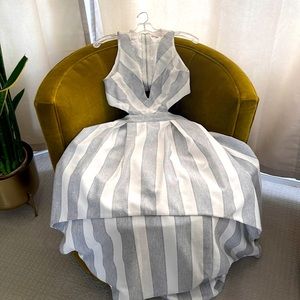 L’atiste, high to low, blue & white stripe dress.